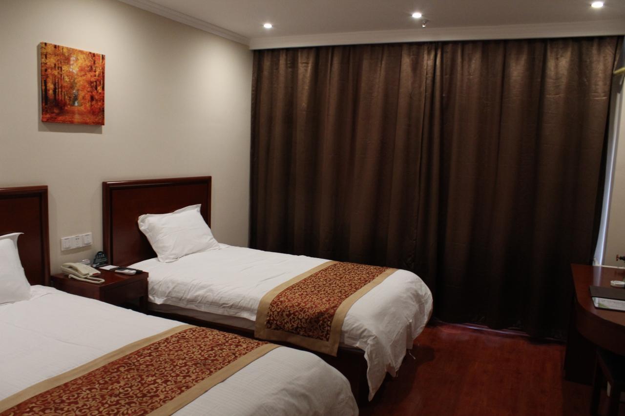 Greentree Inn Ningbo Cconvention Center East Bus Station Express Hotel Exteriör bild
